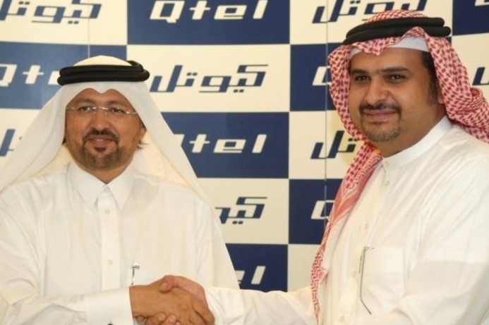 Qtel and Jarir executives agree on a deal that will see telecoms services sold through the retailer's Qatar stores. Jarir to resell telecoms services in Qatar