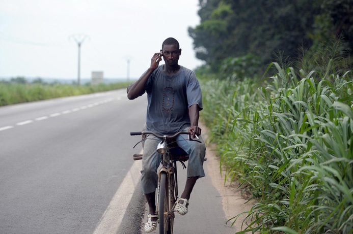Zain plans to boost GSM coverage in rural areas of Nigeria. Zain Nigeria signs deal to expand network