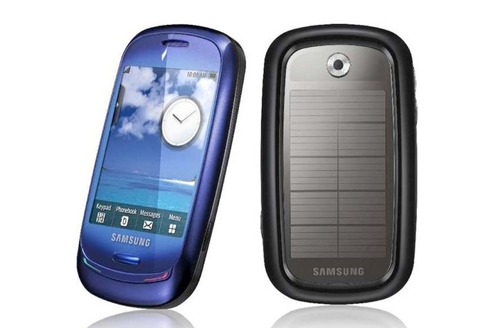 Samsung's Blue Earth handset, which includes a solar panel, took the gold award for handsets. Juniper Research awards green mobile technologies