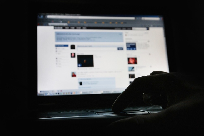 Facebook and other popular social networking sites are now available in Syria for the first time in three years. Facebook, YouTube unblocked in Syria