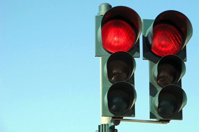 The eCall system automatically contacts emergency services in case of a traffic accident. UAE mobile networks ready for eCall emergency service