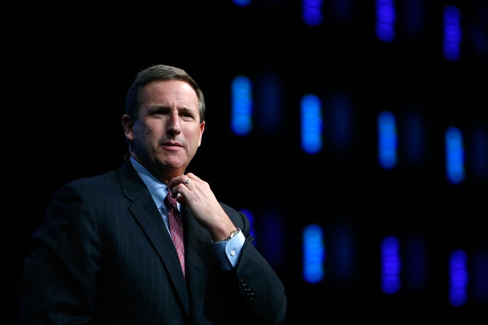 Mark Hurd no longer works for Hewlett-Packard. HP CEO resigns after sexual harassment claims