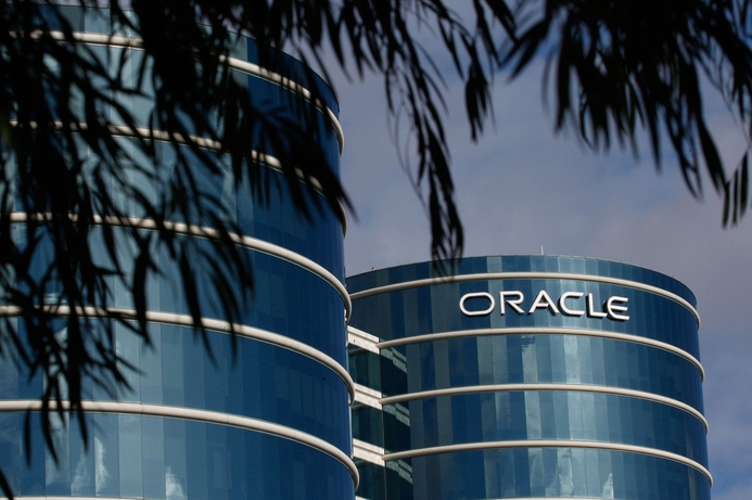 Cloud computing, Business applications, Oracle Corporation Oracle unveils Cloud Applications 9 at OpenWorld
