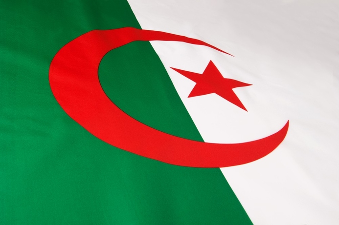 Algerian authorities have shut down Internet connections and banned mobile devices from exam centres. Algerian authorities block internet to stop exam cheating