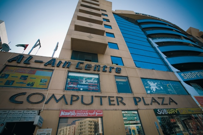 Metropolitan’s showroom is based in the Al Ain Centre, better known in the market as ‘Computer Plaza’. Dubai channel hit by latest reseller exit
