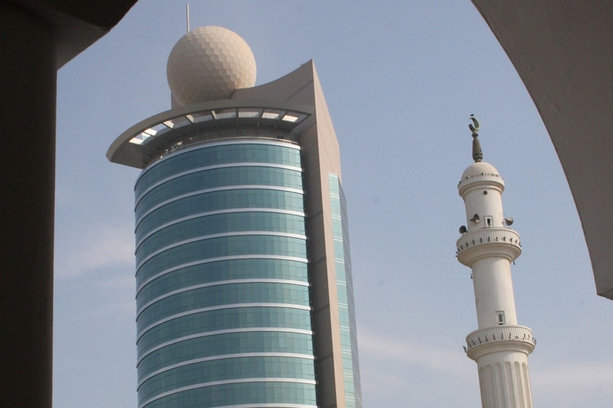 Etisalat plans to add indoor cell sites across the UAE. Etisalat UAE to boost indoor 3G and LTE coverage