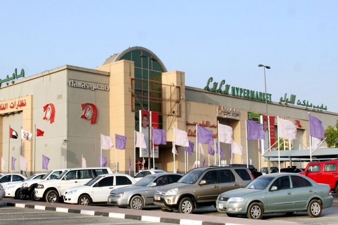 The EMKE Group, which runs Lulu's stores across the Middle East, is implementing Fujitsu's point of sale solutions in 86 of their shops. EMKE Group selects Fujitsu for POS upgrade
