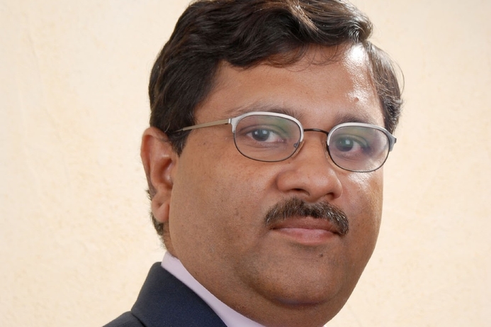 Raqmiyat has been working with Red Hat for ten years says Saxena. Raqmiyat qualifies as Red Hat Advanced Business Partner