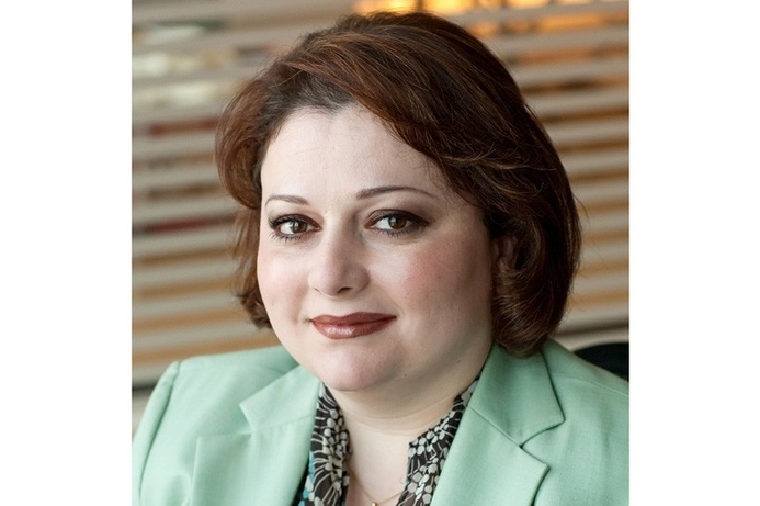 Deanna Othman, general manager Premium Banking and head of Diversity and Inclusion, Standard Chartered UAE says that Standard Chartered UAE is very keen to champion women entrepreneurs by providing the products, services and support they need to run successful businesses. Standard Chartered promotes women in business