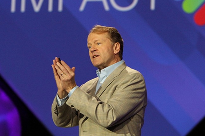 Cisco CEO John Chambers addressing the 2011 Cisco Partner Summit. Comstor get global, local awards from Cisco