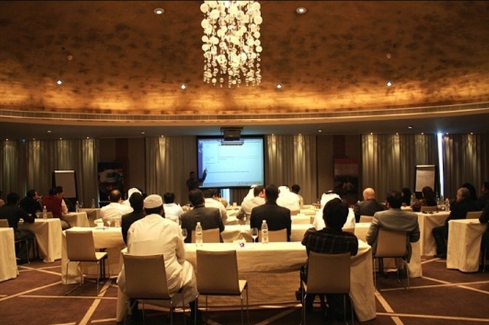Microsoft Qatar recently held a workshop for IT professionals to teach them how to successfully migrate enterprises onto Windows 7 software. Microsoft Qatar holds Windows 7 workshop