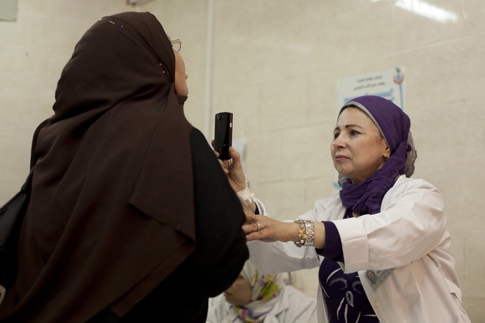 Qualcomm Incorporated through its Wireless Reach initiative, along with Mobinil, Click Diagnostics, the Egyptian Ministry of Health (MOH) and the Ministry of Communications and Information Technology (MCIT) have launched a pilot program to allow dermatologists to use Mobinil’s 3G mobile network to diagnose skin conditions remotely. Egypt works on mhealth pilot program