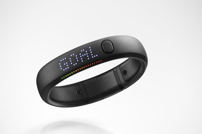 Nike will continue selling the FuelBand SE for the time being Nike axes FuelBand developers amid wearables exit