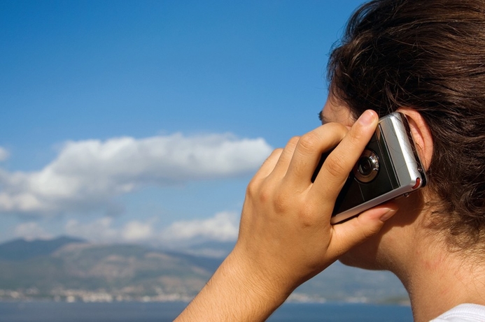 Qatar telecoms firm offers 60% discount while roaming in the ‘summer zone’ Qatar's Qtel offers special ‘summer’ roaming rates