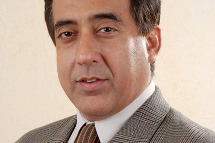 Navneet Tandon says Raqmiyat is making investments in its cloud computing infrastructure. Raqmiyat pins fortunes on hosted model