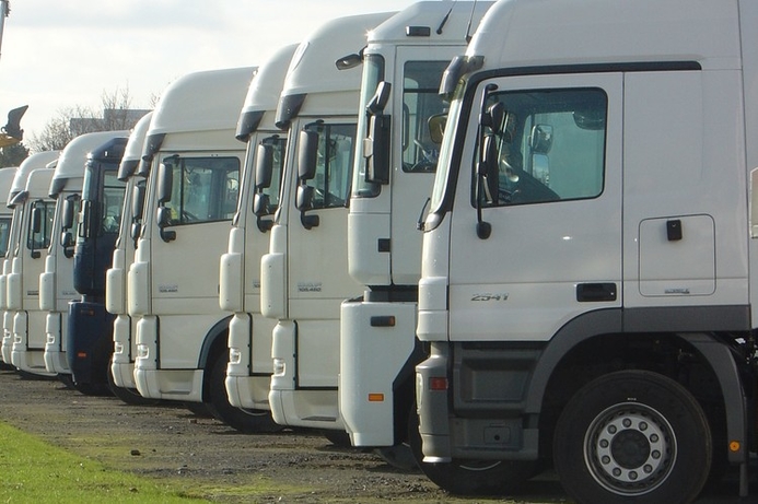 Geotab's GPS Tracking System requires low latency for near real time fleet monitoring. Geotab signs eHDF for managed hosting