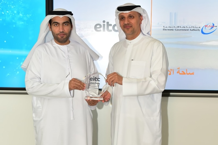 Smart government, Telecoms, Government, Du (www.du.ae) du presents Idea Hub to RAK e-Government authority