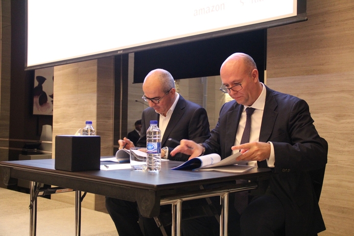 Ignacio Ruiz de Eguilaz, managing director of Seidor MENA and Mamoon Othman, ASMAK CEO ASMAK eyes efficiency gains by investing in SAP’s digital expertise