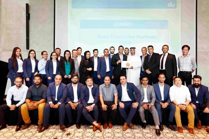 Retailer, Partner, Jumbo Electronics Jumbo Electronics wins big at du Partners Awards ceremony